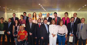 Foto de grupo de los galardonados en la 7ª edición de los Premios AEEPP 2012.