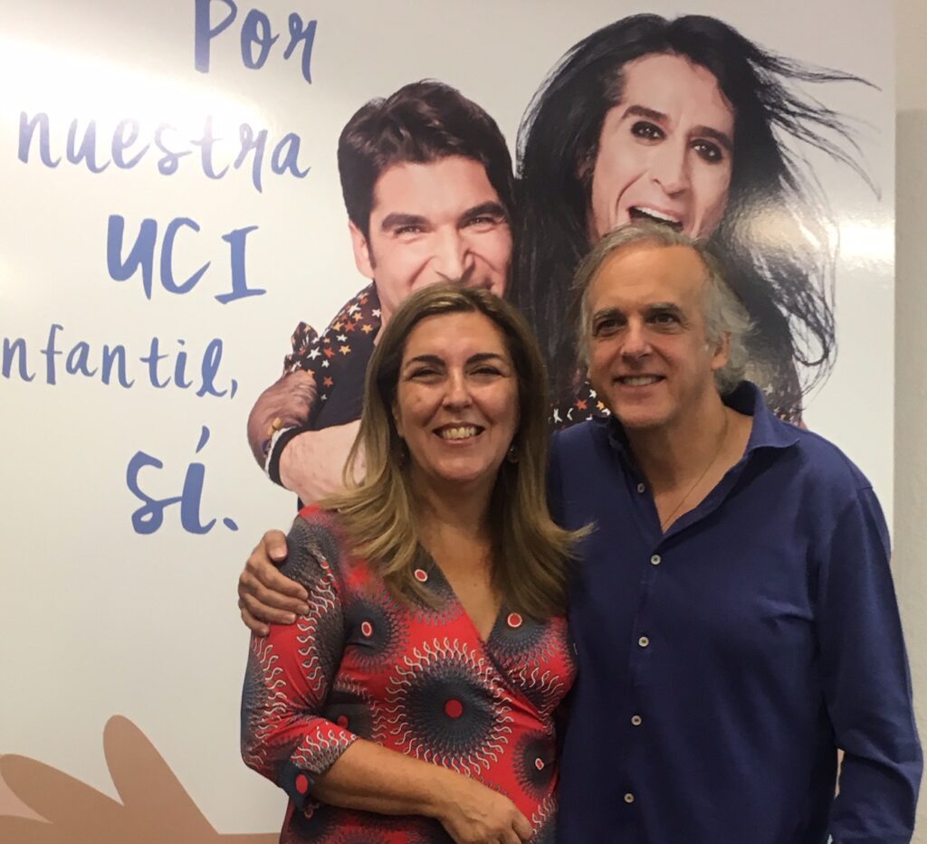 Margarita Jerez de la Vega, CEO de JP Media, y Paco Arango, presidente de la Fundación Aladina.