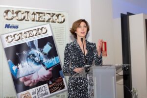 Isabel Oliver, La secretaria de Estado de Turismo, durante su intervención en la cena de gala de CONEXO.